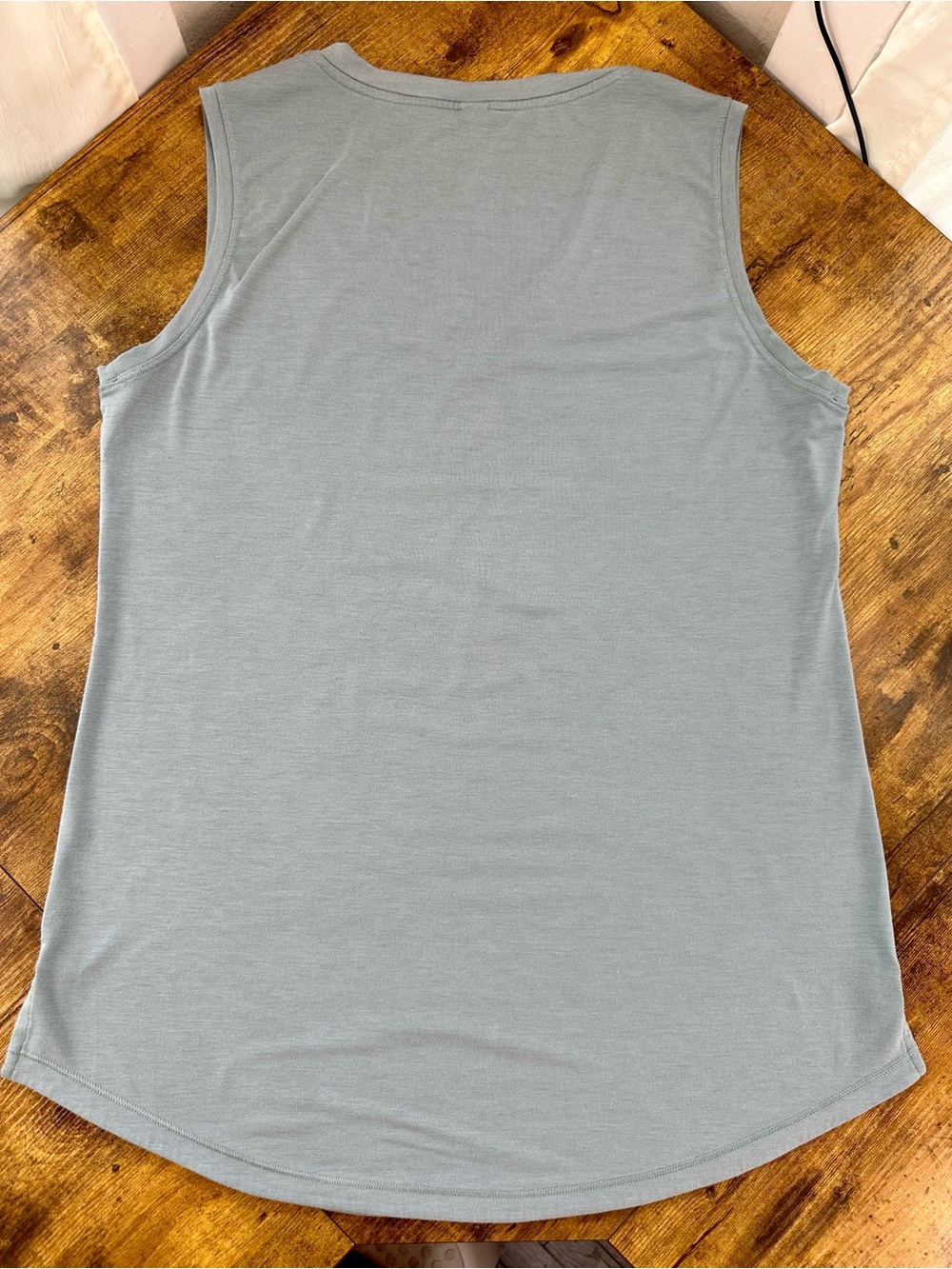 Athleta Essential V Neck Tank, Minimalistic Gray, Medium - Picture 8 of 13